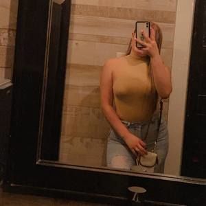 Meet your Posher, Jaylsa